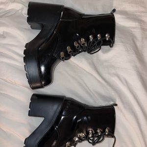 Roc Australia platform boots